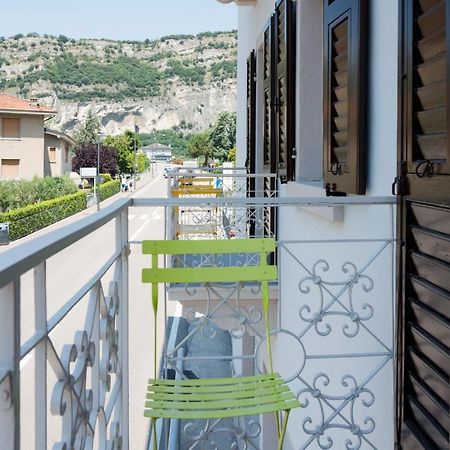 Nirvana Apartments Torbole Sul Garda Exteriör bild