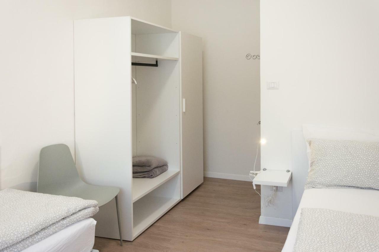 Nirvana Apartments Torbole Sul Garda Exteriör bild